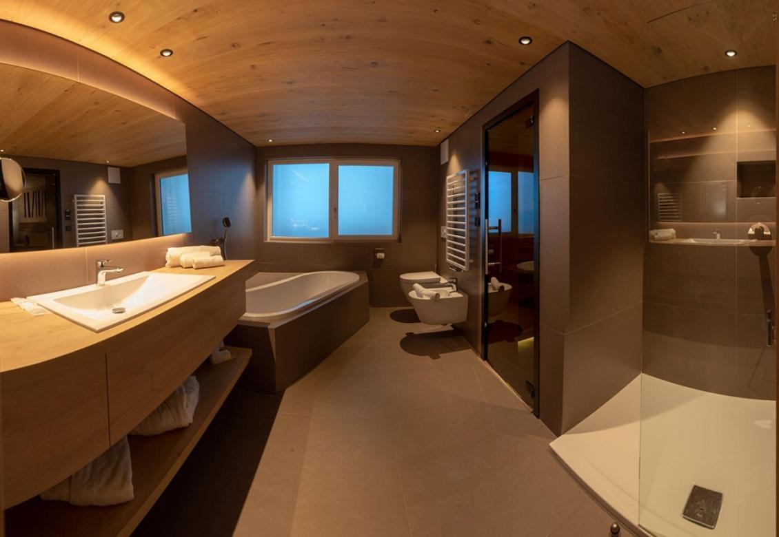 Hotel Garni Dolomieu Сельва-ді-Валь-Гардена Екстер'єр фото